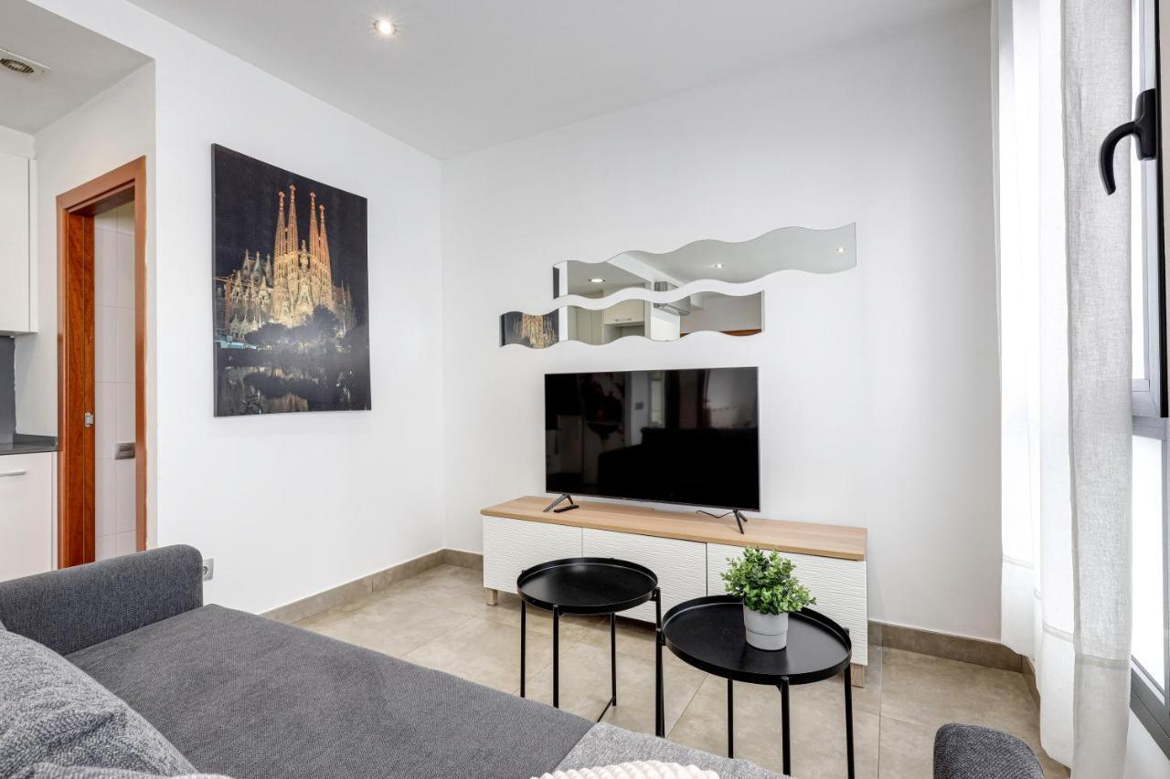Urban Flats Vallirana Барселона Екстер'єр фото